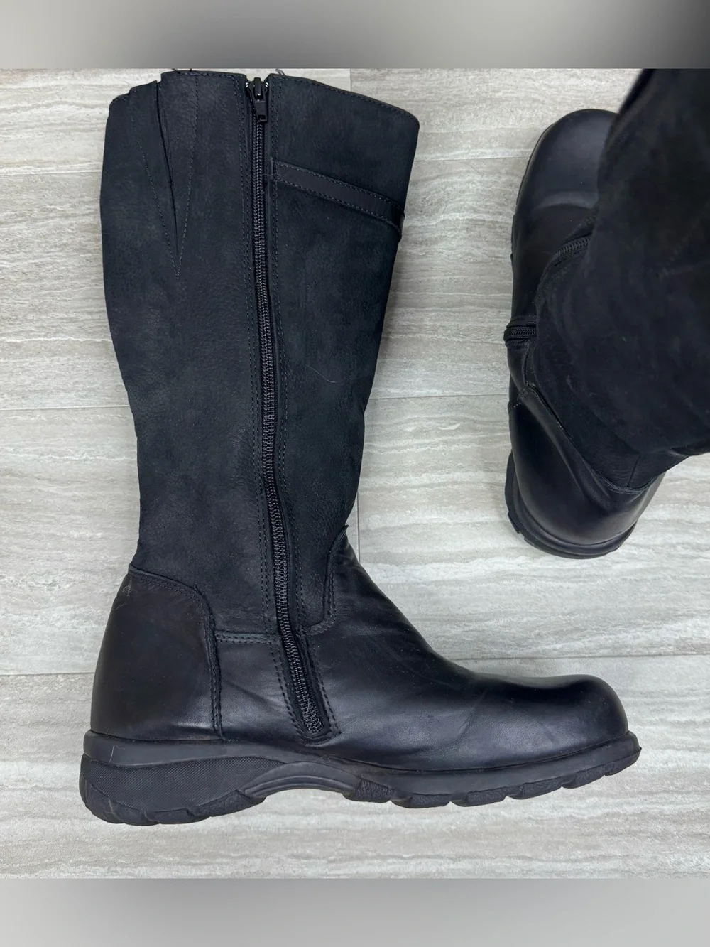 Martino Canadian Shearling Lined Black Leather Boots Size 8